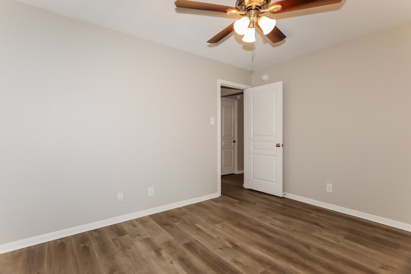 2,120/Mo, 30538 Pleasant Oaks Dr Magnolia, TX 77355 Main Bedroom View