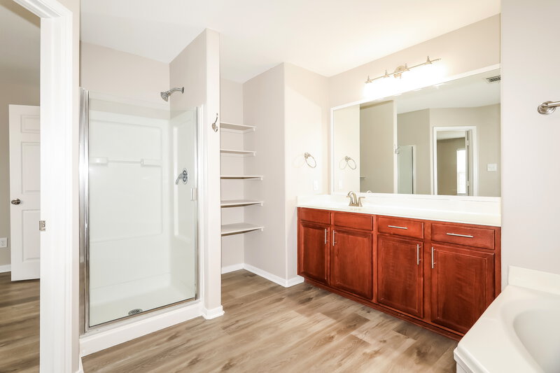 2,075/Mo, 28930 Rio Grande River Dr Spring, TX 77386 Main Bathroom View 2