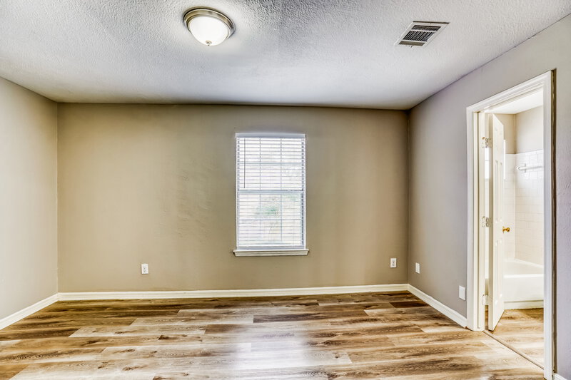 2,235/Mo, 3931 Echo Mountain Dr Kingwood, TX 77345 Bedroom View 3