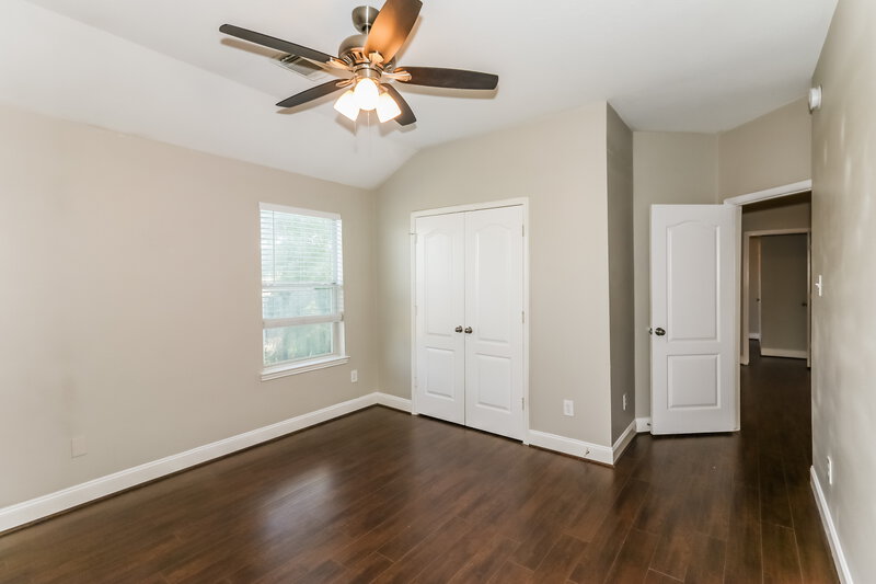 3,005/Mo, 2523 Flycatcher Cove Dr League City, TX 77573 Bedroom View 3