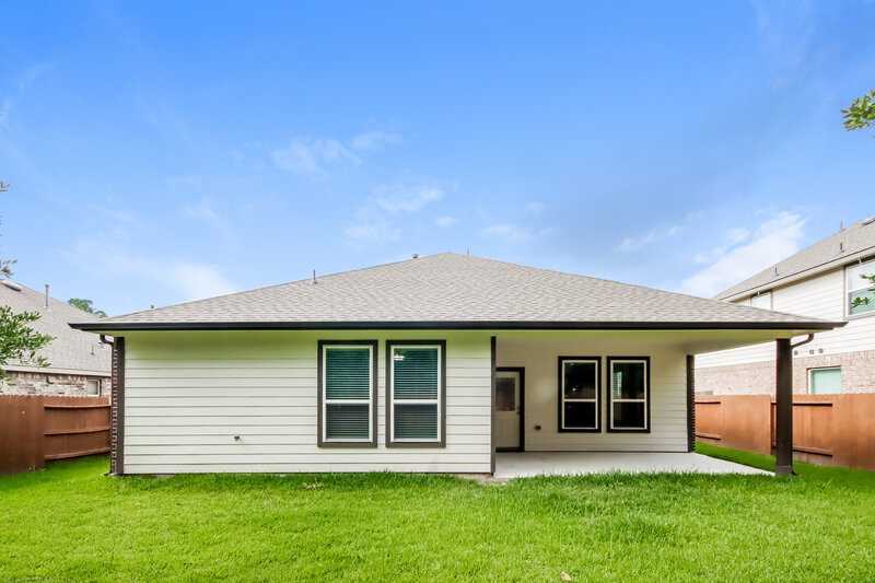 2,215/Mo, 614 Companion Dr Crosby, TX 77532 Rear View