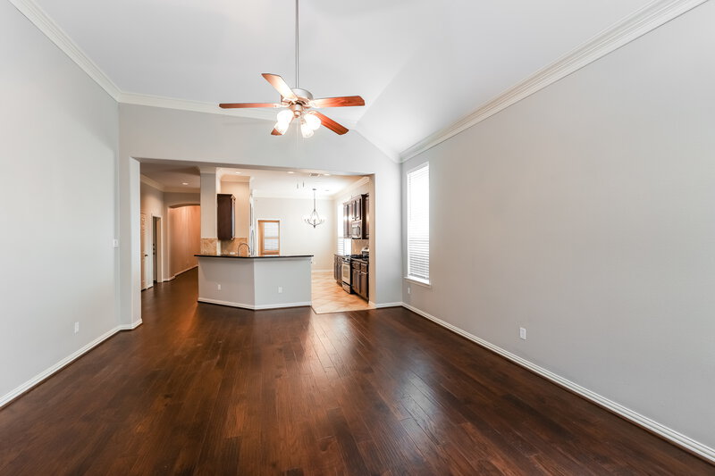 2,945/Mo, 28235 Chalet Park Dr Katy, TX 77494 Living Room View 2