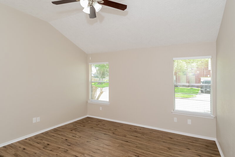 1,780/Mo, 4011 Sablerun Ct Houston, TX 77014 Main Bedroom View