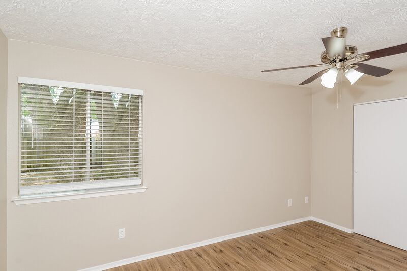 1,780/Mo, 4011 Sablerun Ct Houston, TX 77014 Bedroom View 2