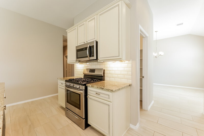 2,905/Mo, 5647 Claymore Meadow Ln Spring, TX 77389 Kitchen View 2