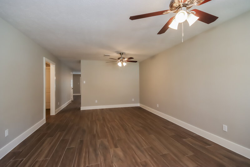 2,355/Mo, 18154 Windy Oaks Ct Porter, TX 77365 Living Room View