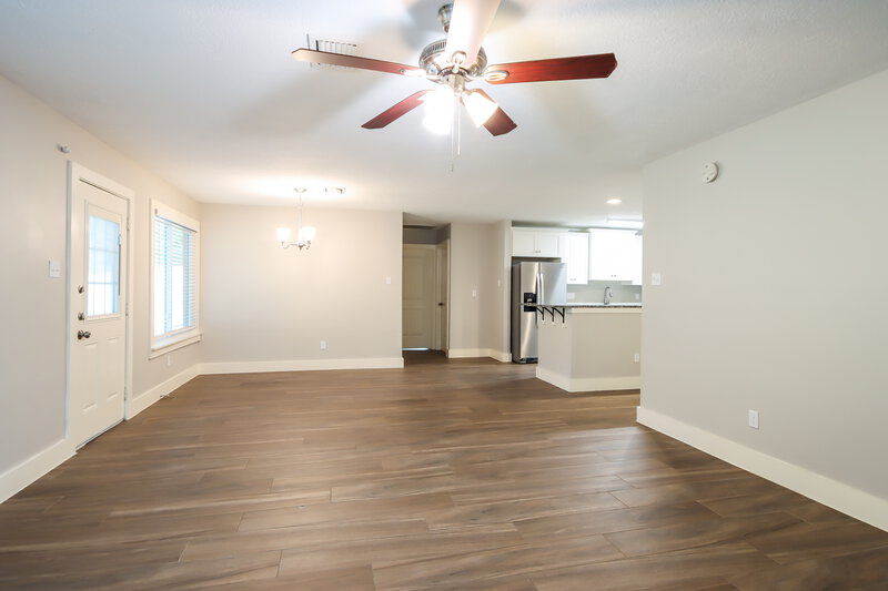 2,065/Mo, 18154 Windy Oaks Ct Porter, TX 77365 Living Room View