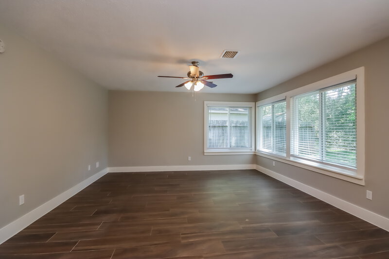 2,355/Mo, 18154 Windy Oaks Ct Porter, TX 77365 Family Room View