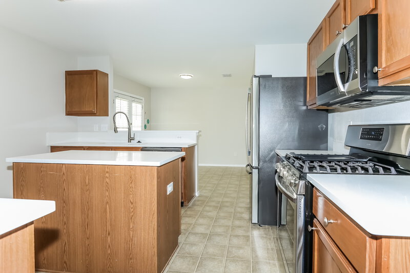 2,265/Mo, 20911 Imperial Landing Ln Katy, TX 77449 Kitchen View