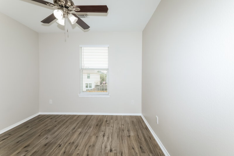 2,265/Mo, 20911 Imperial Landing Ln Katy, TX 77449 Bedroom View 2