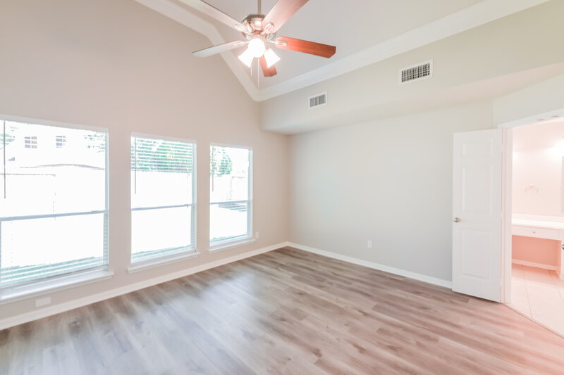 2,340/Mo, 10522 Wind Walker Trl Houston, TX 77095 Main Bedroom View