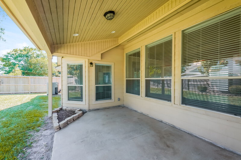 2,340/Mo, 10522 Wind Walker Trl Houston, TX 77095 Rear View