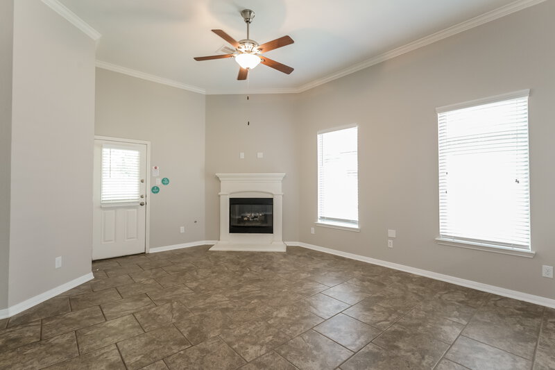 2,450/Mo, 7470 Casita Dr Magnolia, TX 77354 Living Room View 3