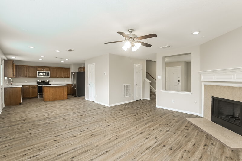 1,960/Mo, 2226 Summit Meadow Dr Missouri City, TX 77489 Living Room View