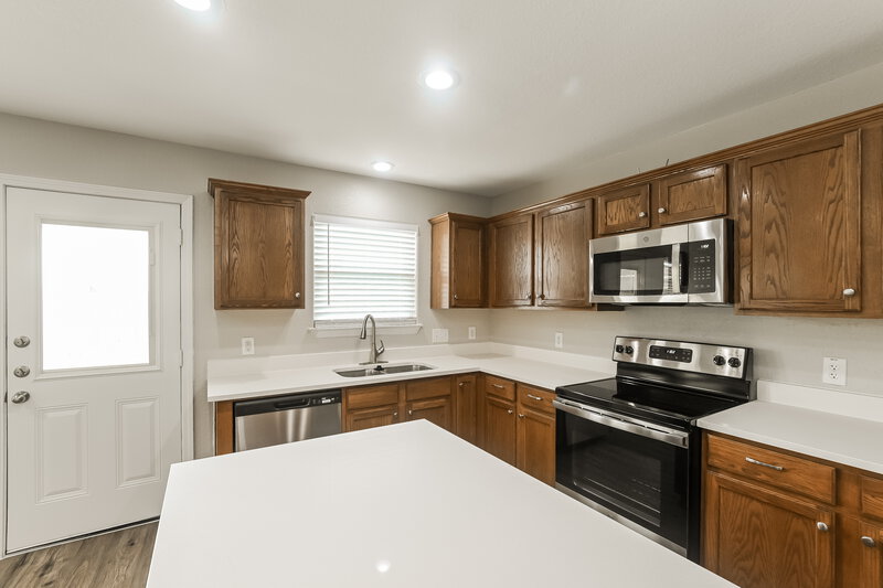 1,960/Mo, 2226 Summit Meadow Dr Missouri City, TX 77489 Kitchen View 2