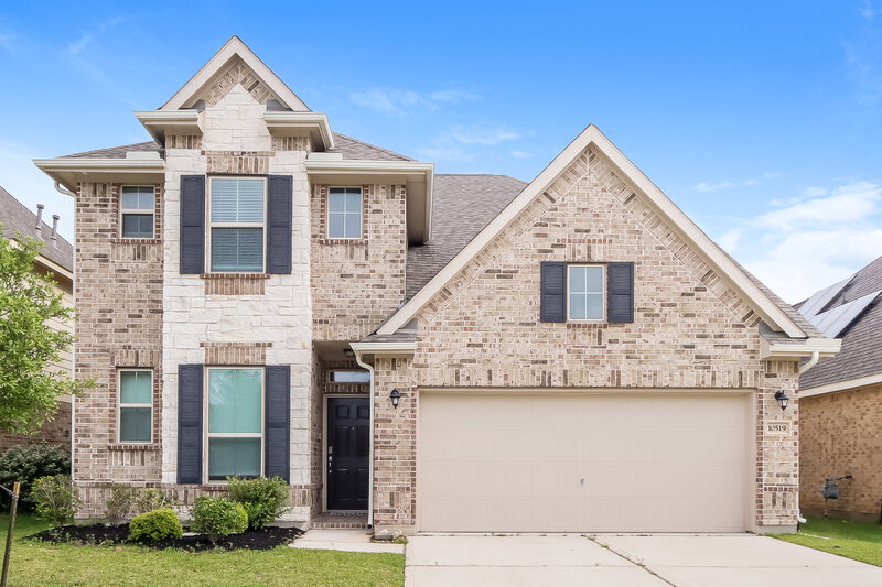 2,450/Mo, 10519 Sun River Falls Dr Humble, TX 77396 External View