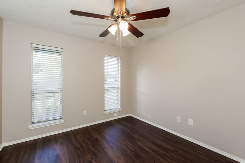 1,985/Mo, 12215 White River Dr Tomball, TX 77375 Bedroom View 2
