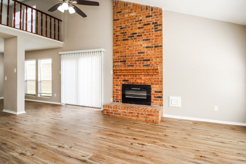 2,365/Mo, 3647 Duncaster Dr Missouri City, TX 77459 Living Room View 2