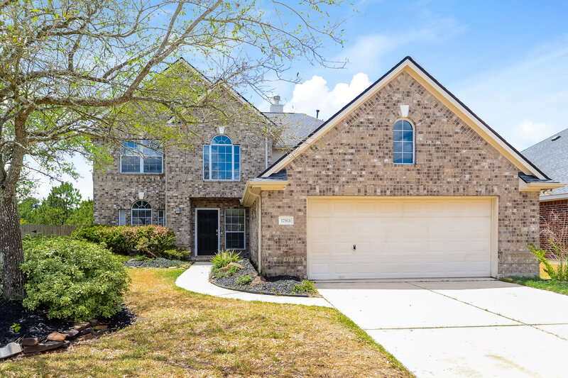 2,365/Mo, 17811 Memorial Trail Dr Tomball, TX 77375 External View