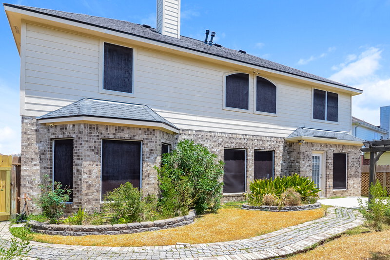 2,365/Mo, 17811 Memorial Trail Dr Tomball, TX 77375 Rear View
