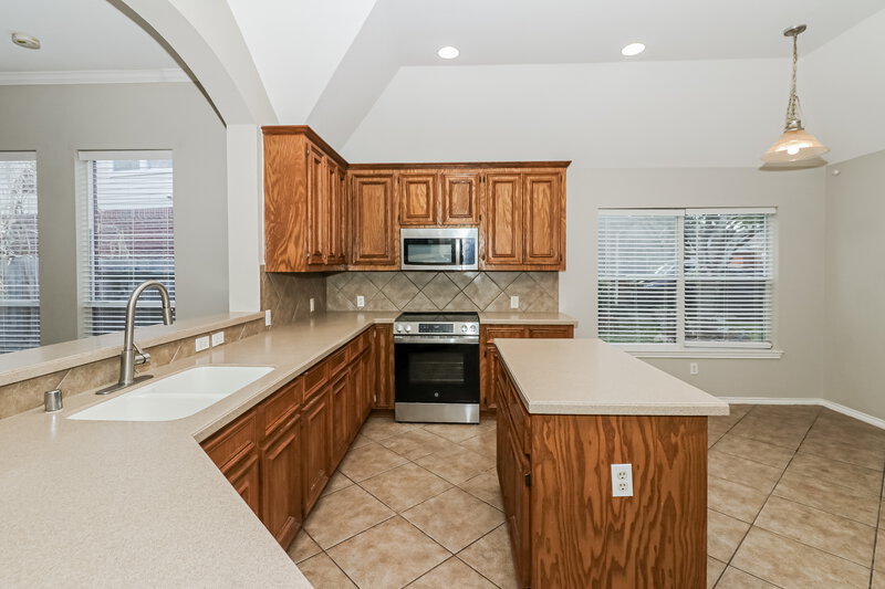 2,560/Mo, 17223 Verdant Willow Way Houston, TX 77095 Kitchen View