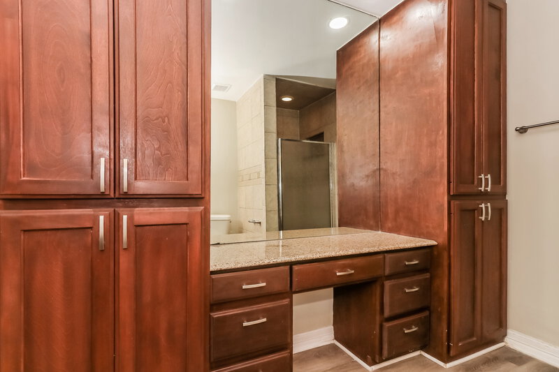 1,865/Mo, 3222 Rocky Crest Dr Katy, TX 77449 Main Bathroom View 2