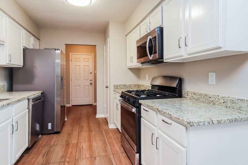 2,305/Mo, 8302 Hickok Ln Houston, TX 77075 Kitchen View