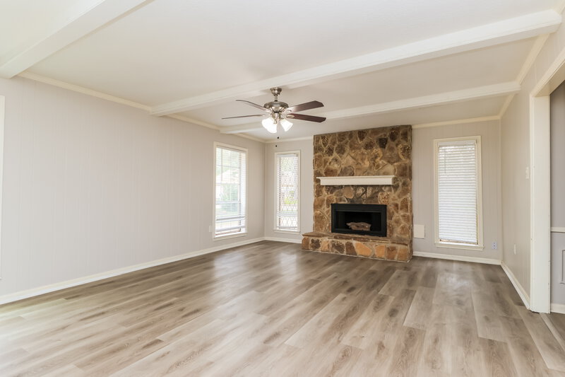 1,755/Mo, 4707 Havenwoods Dr Houston, TX 77066 Living Room View