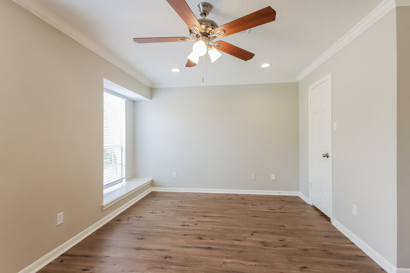 2,525/Mo, 5314 Valley Pines Dr Kingwood, TX 77345 Bedroom View