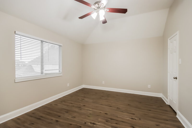 3,015/Mo, 18426 Keeling Trl Humble, TX 77346 Bedroom View 2