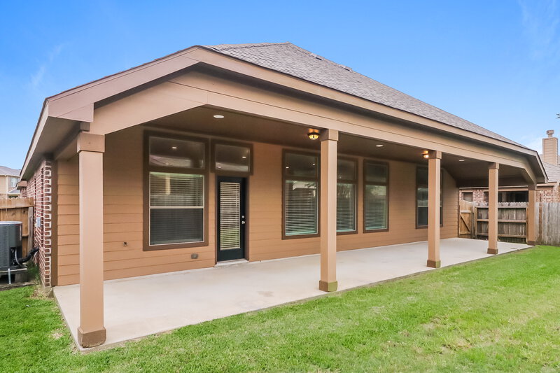 2,485/Mo, 2719 Trailblazer Ln Manvel, TX 77578 Rear View