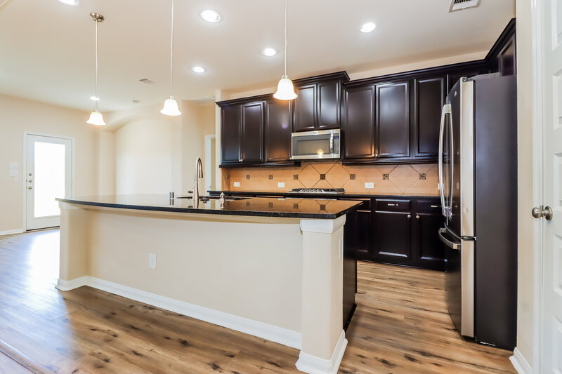 3,065/Mo, 6934 Jenny Lake Dr Spring, TX 77379 Kitchen View 2