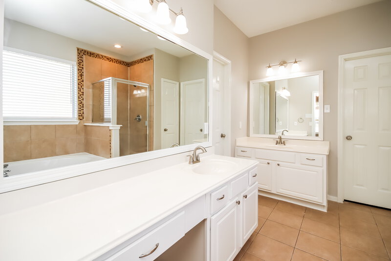 2,395/Mo, 25902 S Lakefair Dr Richmond, TX 77406 Main Bathroom View