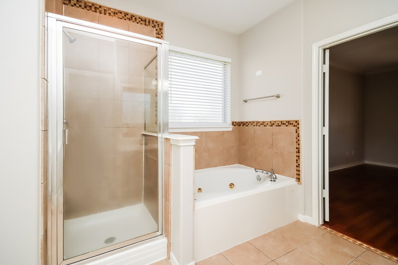 2,395/Mo, 25902 S Lakefair Dr Richmond, TX 77406 Main Bathroom View 2