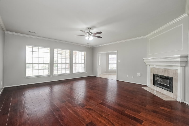 4,280/Mo, 4923 Laurel Hill Ct Sugar Land, TX 77478 Living Room View 3