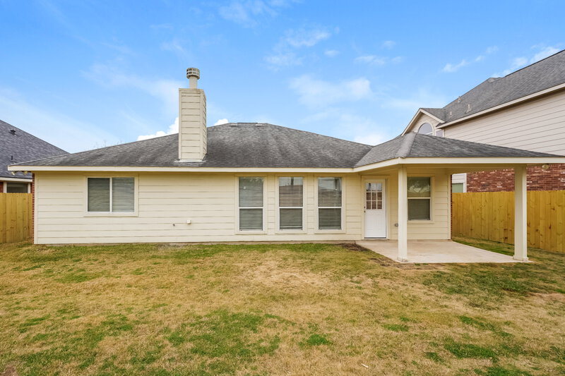2,460/Mo, 7811 Iris Glen Ln Richmond, TX 77407 Rear View