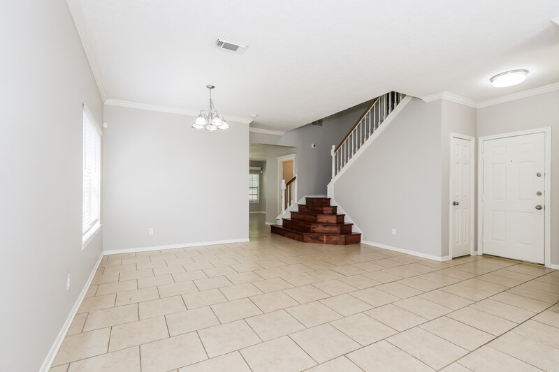 2,245/Mo, 4535 Echo Falls Dr Kingwood, TX 77345 Living Room View 2