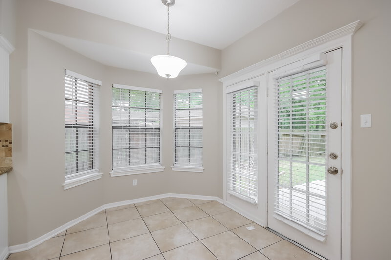 2,235/Mo, 4535 Echo Falls Dr Kingwood, TX 77345 Breakfast Nook View