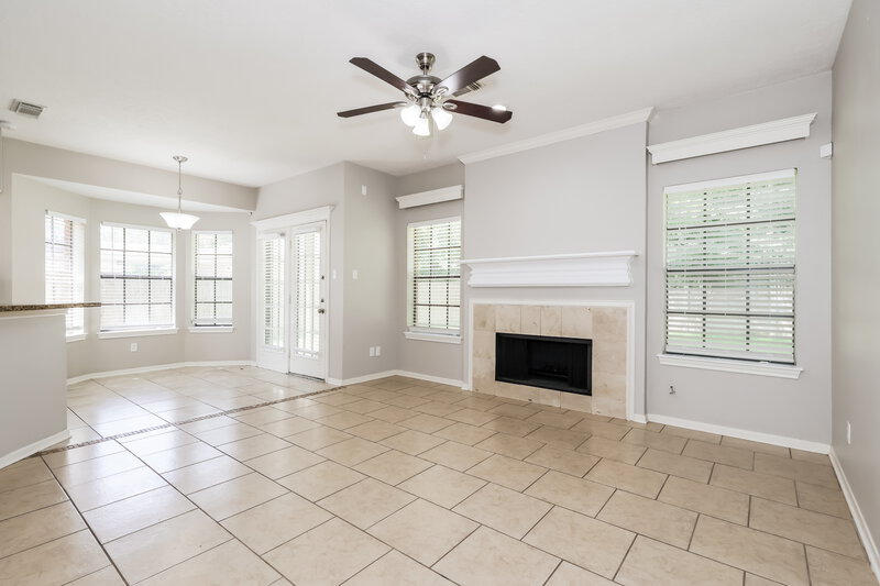 2,245/Mo, 4535 Echo Falls Dr Kingwood, TX 77345 fan View
