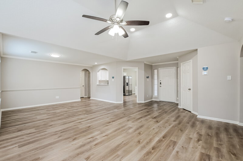 2,145/Mo, 9825 Rhea Ct Conroe, TX 77385 Living Room View 2