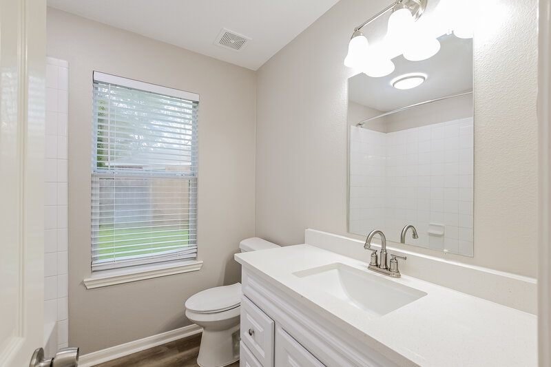 2,145/Mo, 9825 Rhea Ct Conroe, TX 77385 Bathroom View