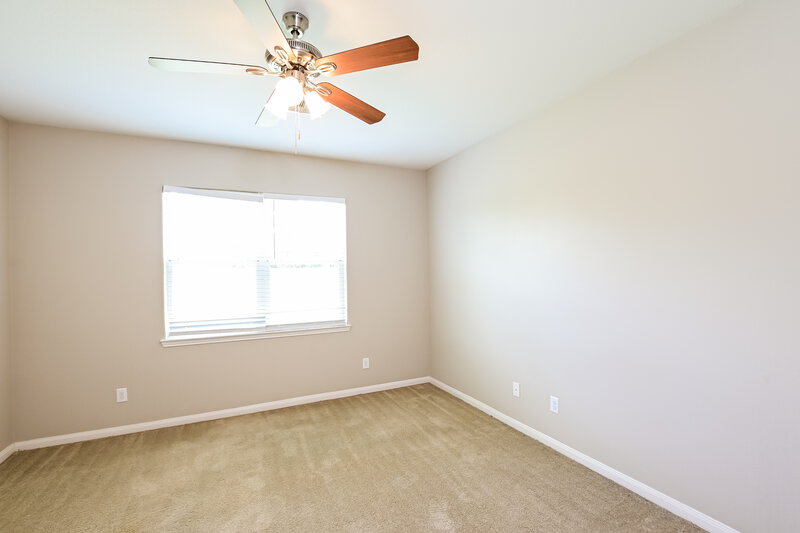 2,055/Mo, 1955 Garnet Breeze Dr Rosharon, TX 77583 Main Bedroom View