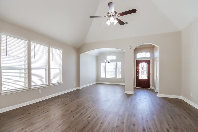 2,055/Mo, 21624 Hackamore Ct Porter, TX 77365 Living Room View 2