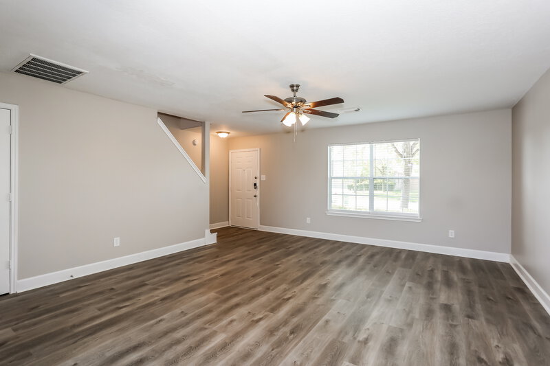 2,095/Mo, 5415 Espuela Ln Baytown, TX 77521 Living Room View