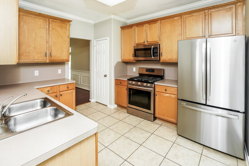 2,500/Mo, 16502 Wheatfield Dr Houston, TX 77095 Kitchen View