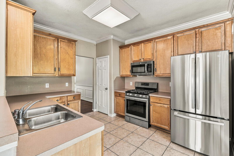 2,340/Mo, 16502 Wheatfield Dr Houston, TX 77095 Kitchen View 2