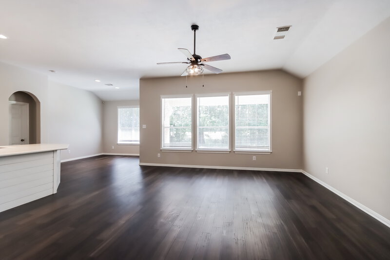 3,420/Mo, 25589 Oakhurst Forest Dr Porter, TX 77365 Living Room View