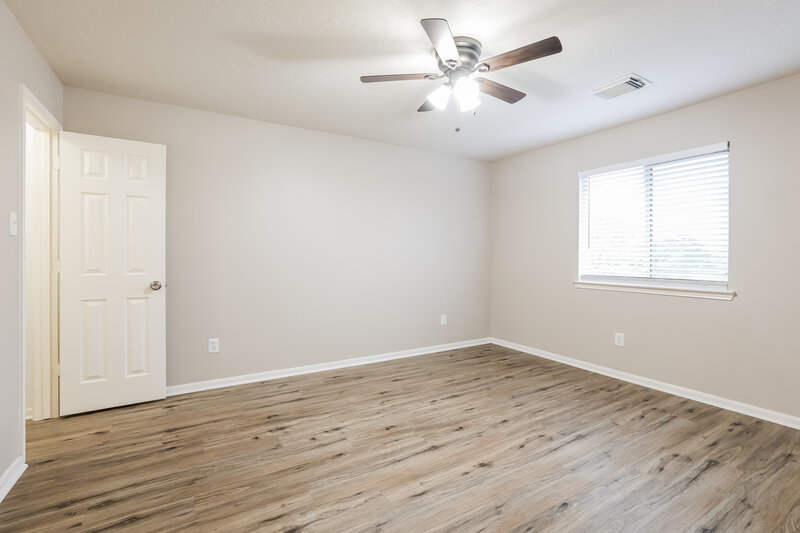 2,575/Mo, 19826 Sternwood Manor Dr Spring, TX 77379 Bedroom View 4