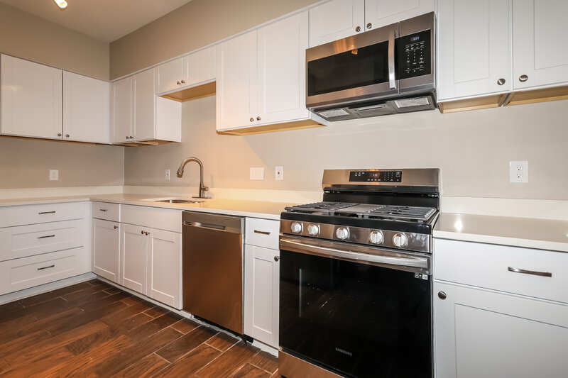 1,800/Mo, 14039 Cashel Forest Dr # A1 Houston, TX 77069 Kitchen View