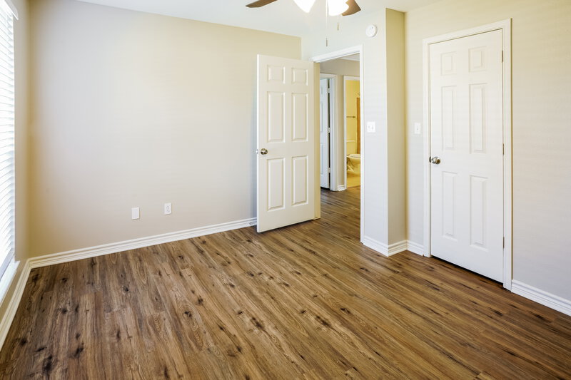 2,190/Mo, 2110 Redwood St Kemah, TX 77565 Bedroom View